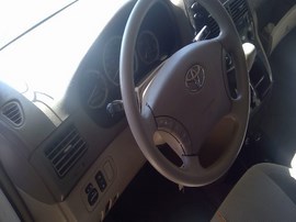 2005 TOYOTA SIENNA, WHITE, LE, 3.3L, AT. FWD,  Z25010